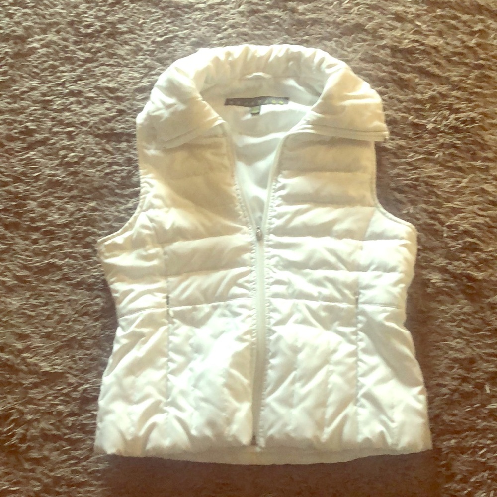 Kenneth Coke•White Vest/Light Jacket• Sz Small